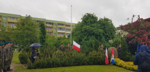 Uroczysty apel z okazji 80. rocznicy utworzenia 1. Dywizji Piechoty im. Tadeusza Kościuszki – Legionowo Park Kościuszkowców