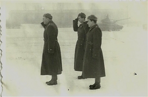 Od lewej: ppłk Komski Stanisław, kpt. Bajerowski Józef, kpt. Godleś Henryk