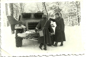 Z prawej kpt. Bajerowski Józef