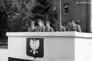 Na trybunie razem z Dowódcą Batalionu Rozpoznawczego