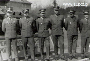 1976 rok dowództwo 11 .pcz. ppłk Czesław Laszczkowski, ppłk Józef Rogulski - zca ds. polit., mjr Stanisław Aszklar - szef sztabu, kpt. Zbigniew Pęczek - zca ds.lin, kwatermistrz, kpt. Adam Małek - sekretarz
