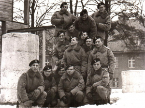 SP - Pluton II. Z elewami turnusu 24.10.1978 r. - 10.04.1979 r. Od lewej elewi: Sowa. Z., Pucyk J., Lis Wł., ppor. Andrzej Nowak (d-ca plszk), Buniewicz L., Dzieszkiewicz Wł., Kuliś., Marciniak, Suchocki M., Kijora Z., Bosiński M., Paszkiewicz A., Anacki S., Ciukszo A.