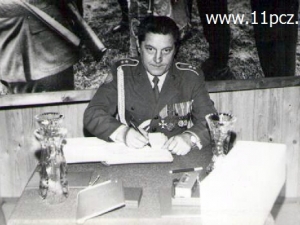 28.02.1990 r. Wpis do Księgi Pamiątkowej . Odejście do rezerwy